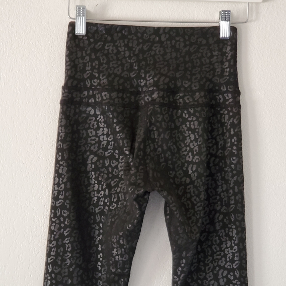 LA‎ SOCIETY Leopard Print Black Leggings. - Picture 6 of 10